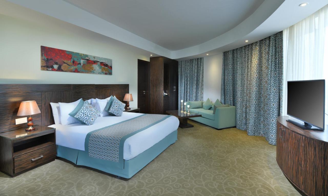 Tolip El Forsan Hotel Ismailia Bagian luar foto Suite