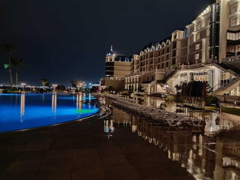 Tolip El Forsan Hotel Ismailia Bagian luar foto The pool at the hotel