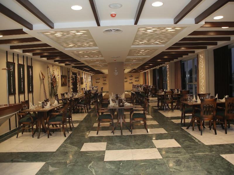 Tolip El Forsan Hotel Ismailia Bagian luar foto The restaurant